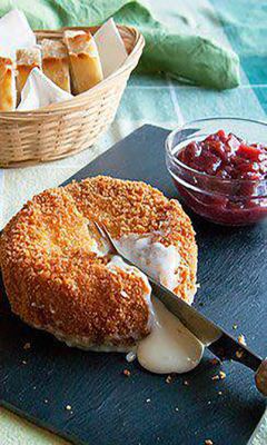  Fried Adyghe cheese with raspberry sauce