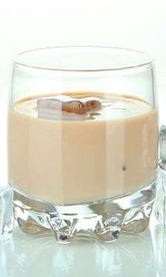 Home caramel liqueur