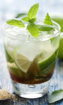 Классический лимонад в графине