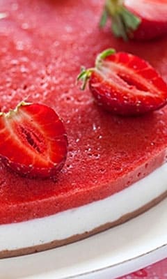 Легкий йогуртовий торт