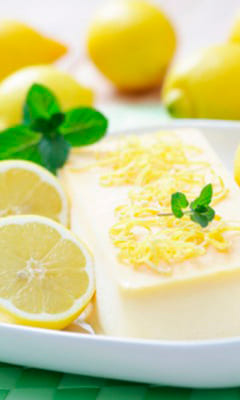Lemon semifreddo