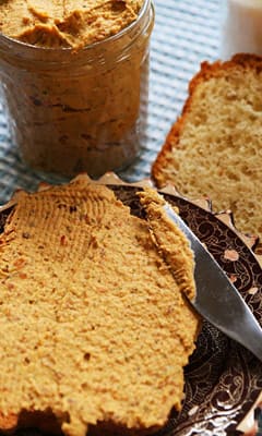 Паштет з білої фасолі, перцю і рікоти