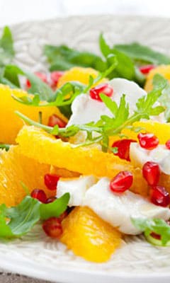 Salad with mozzarella and orange