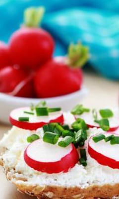 Бутерброды с солоной творожной масой