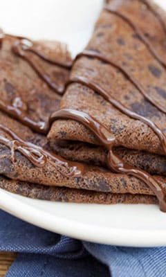 Chocolate pancakes from yogurt