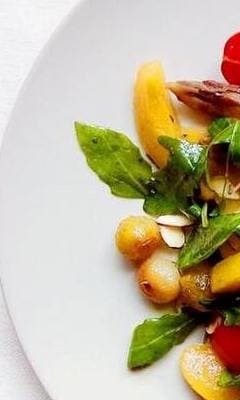 Закуска из персиков