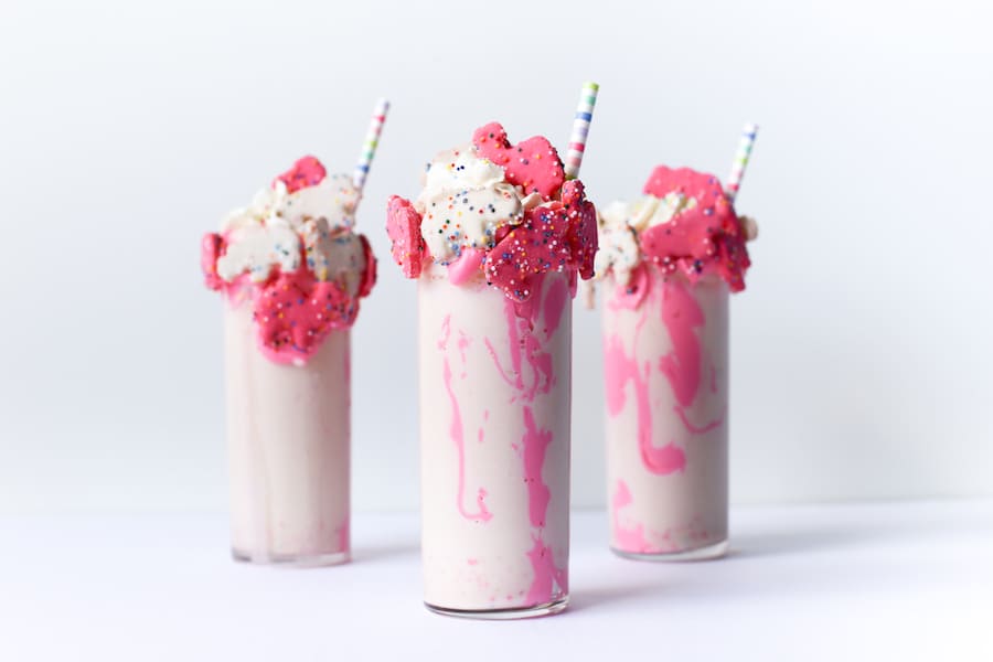 Cheese milkshake «Pink dream»