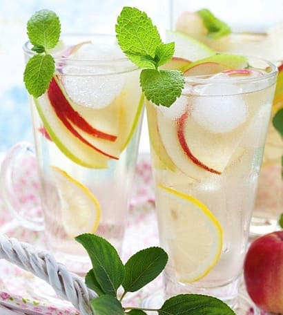 Apple lemonade