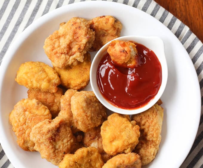 Курячі нагетси із соусом «Журавлина»