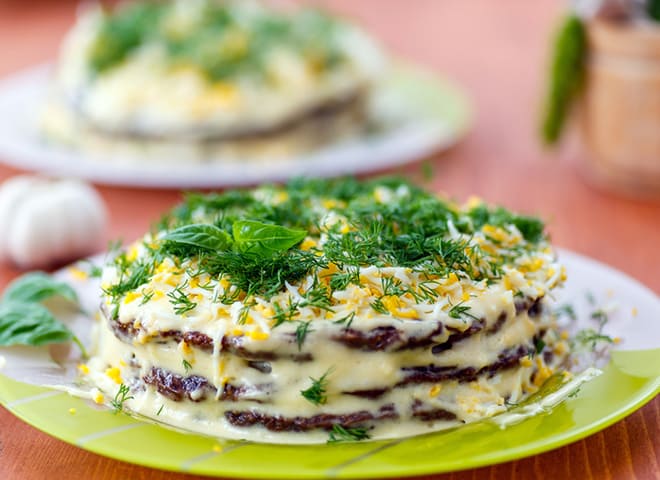 Liver cake with feta