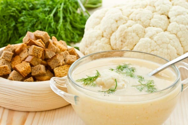 Cream soup from cauliflower