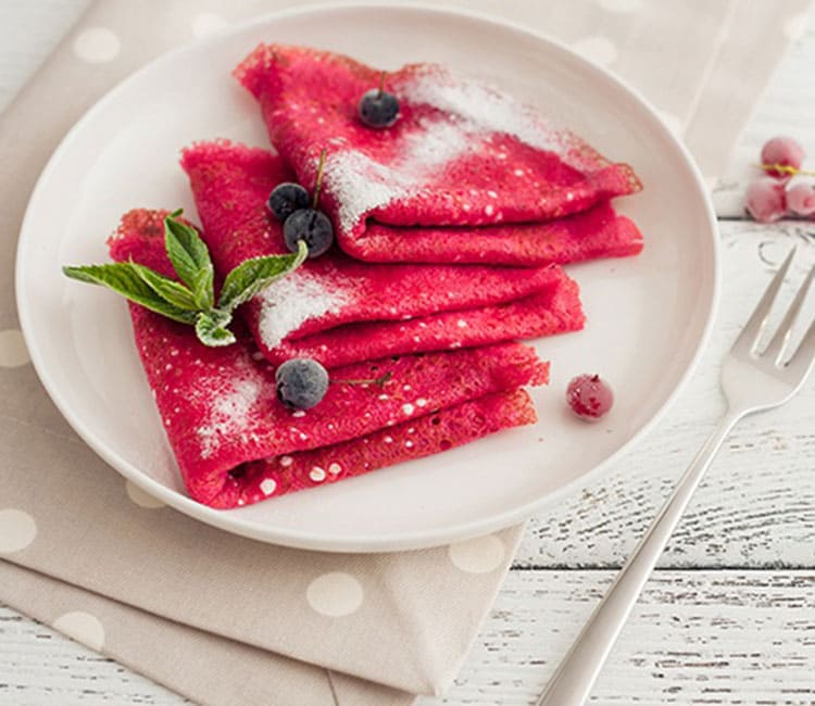 Beet pancakes of ryazhenka